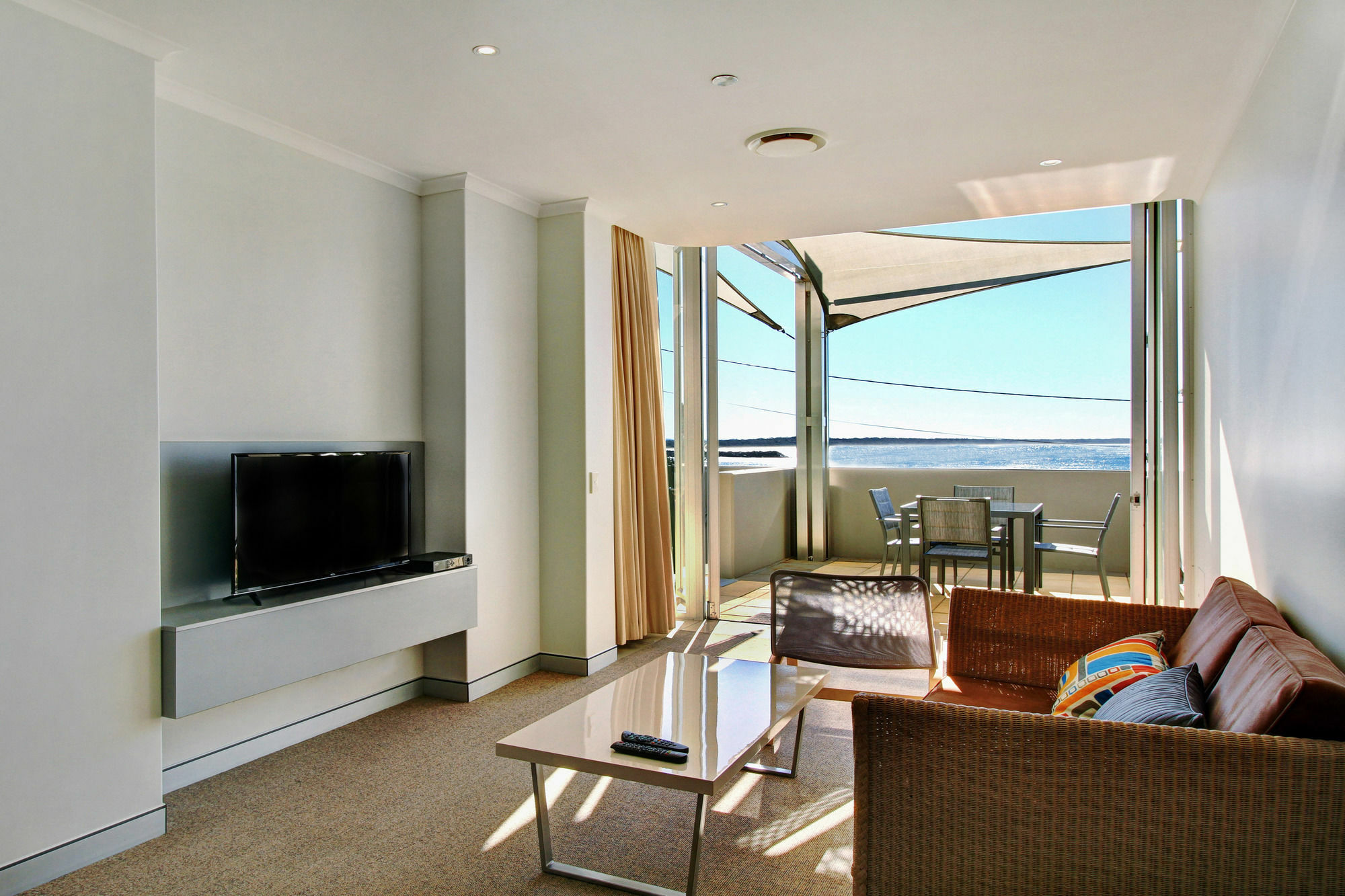 Sandcastle Apartments พอร์ตแมคควอรี ภายนอก รูปภาพ